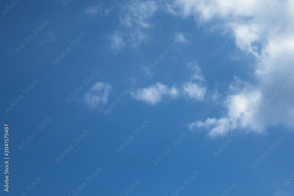 Obraz premium Blue Sky with White Clouds
