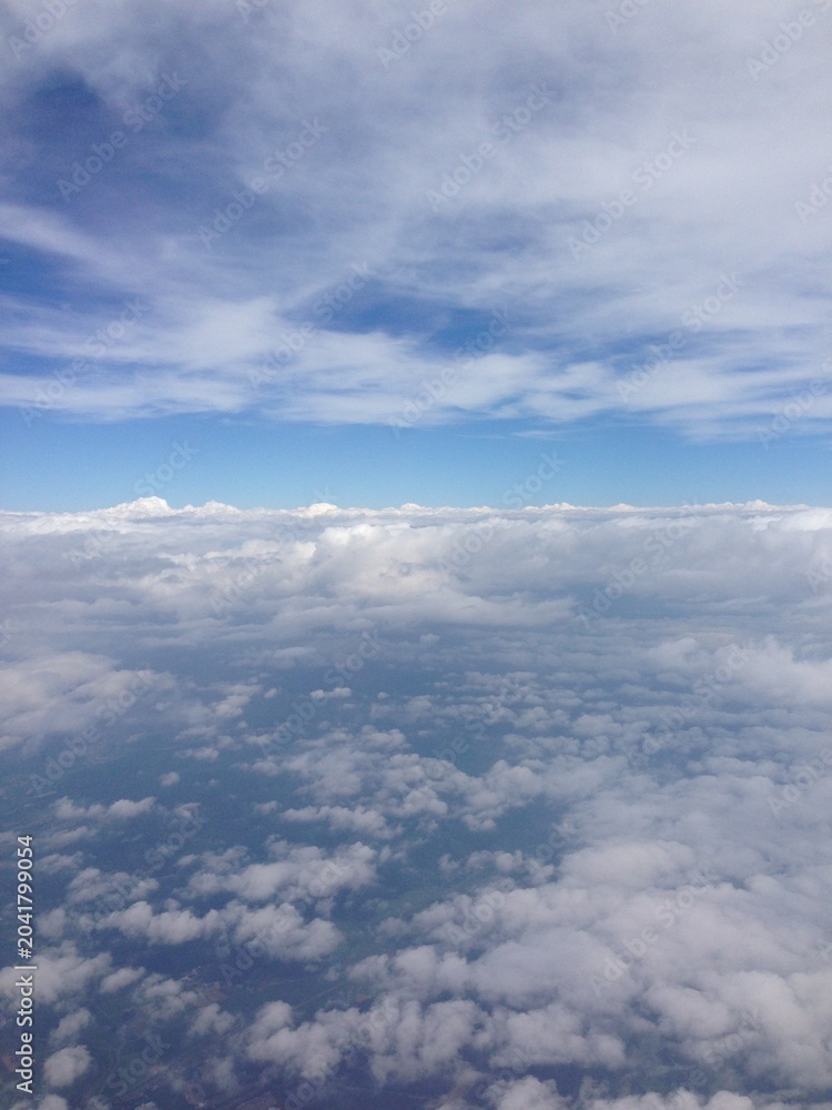 Naklejka premium High Altitude Cloudscape With Blue Sky