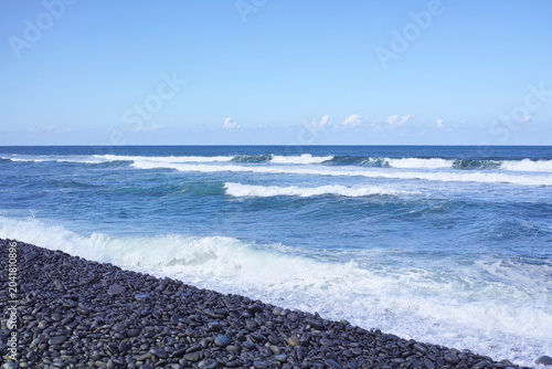鳥取県琴浦町の鳴り石の浜