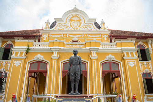 Tableau sur toile THAILAND PRACHINBURI CITY ABHAIBHUBEJHR HERBAL MEDICINE MUSEUM STATUE