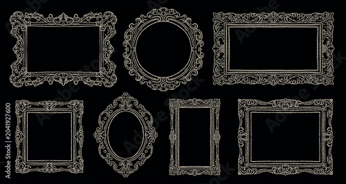 Cuadro en lienzo Hand drawn elegant vintage baroque picture frames illustration set