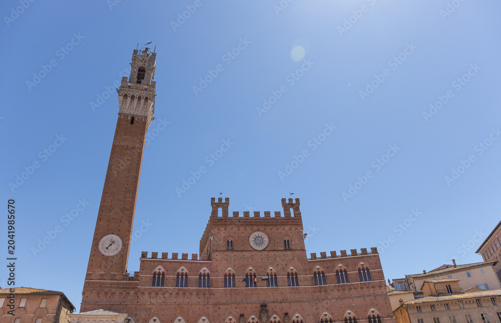 Naklejka premium Palazzo Pubblico: Das Rathaus der Stadt Siena, Toskana, Italien