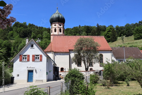 Kirche in Bichishausen, Großes Lautertal