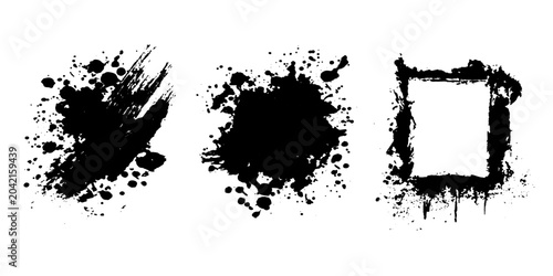 Foto A trio of artistic ink splatters in black creates a dynamic and abstract composition, suggesting grunge, creativity, and artistic expression