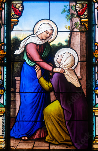 Obraz na płótnie Stained glass of Visitation of the Virgin Mary to her pregnant cousin Elizabeth