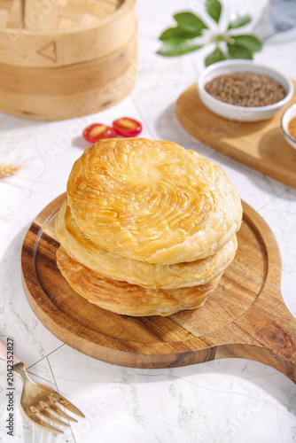 Quadro su tela Tongguan Crispy Layered Flatbread Chinese Shaanxi Cuisine Traditional Roujiamo B