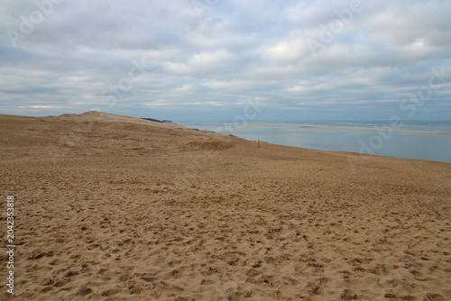 Fotografie pilat dune and atlantic ocean in aquitaine in france