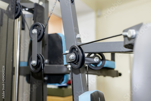 Konstfotografi Detailed view of mechanical pulley system and brackets of selectorized strength