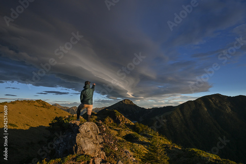Fotografi Beautiful View Of Hehuanshan, The Easily Reachable Place In Taiwan To Appreciate