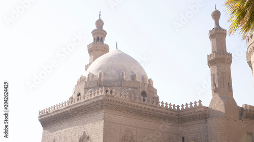 Bild auf Leinwand The Sultan Hassan Mosque and Madrasa, Cairo, Egypt — a world-renowned masterpiece of Islamic and Mamluk architecture