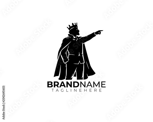 Black and White King Pointing Forward Logo