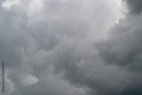 Foto Stormy sky forewarns tension