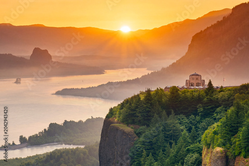 Cinematic Sunrise View of Vista House Over Columbia River Gorge with Morning Fog