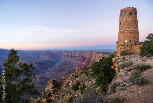 Foto Desert View Watchtower over Colorado river at sunset