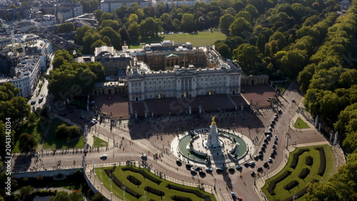 Fotografía 4K aerial drone image of Buckingham Palace, London