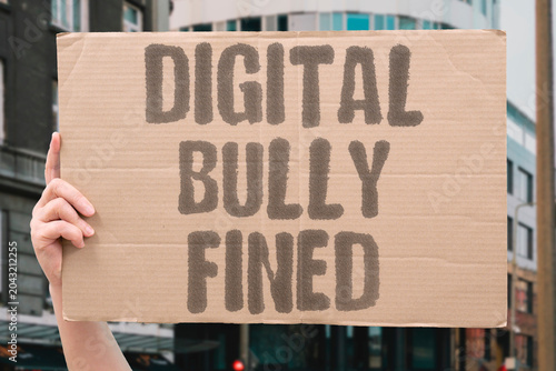 Canvastavla "Digital bully fined" Online harasser pays monetary penalty