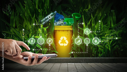 Quadro su tela Recycling bin (yellow) Plastic bottles, plastic bags, glass bottles, cans, cardboard boxes