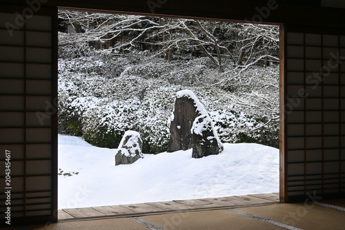 京都市東山区光明院 雪の波心の庭