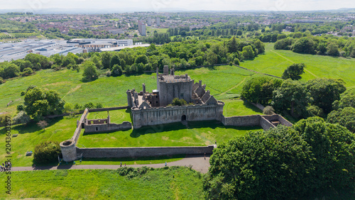 Tableau sur toile Majestic aerial view of the historic medieval Craigmillar Castle in Edinburgh, Scotland