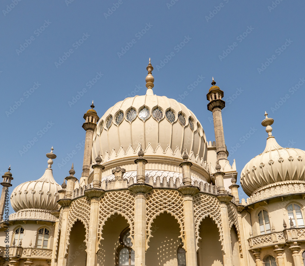 Fototapeta premium The historic Brighton Pavilion on a bright and sunny day