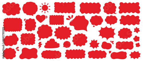 Fotografía Cute red cloudy speech bubble frames, soft fluffy labels, wavy promo badges and