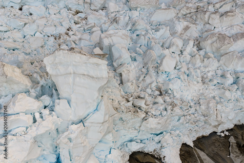 Tableau sur toile Close-Up of Glacial Ice Seracs and Crevasse Debris on a Coastal Glacier in BC, C