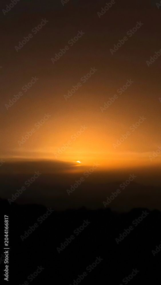 Obraz premium Sunrise in the mountains of Huangshan