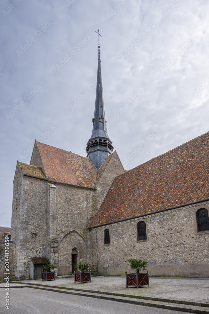 Obraz premium Church of Egreville - Egreville is a French town and commune, in the Île-de-France region,