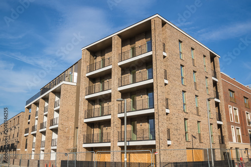 Fotografía Brand new empty block of flats in Stratford, east London, UK