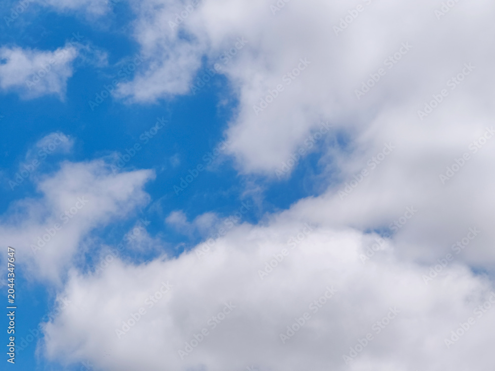 Obraz premium Blue sky with white clouds natural background 