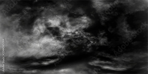 Foto Dark and ominous storm clouds gather overhead, creating a dramatic and moody atmosphere