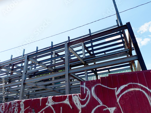 Bild auf Leinwand New building construction with metal framework