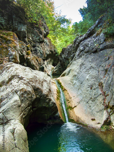 Italia, Toscana, Campagna di Montaione. Il fiume Egola.