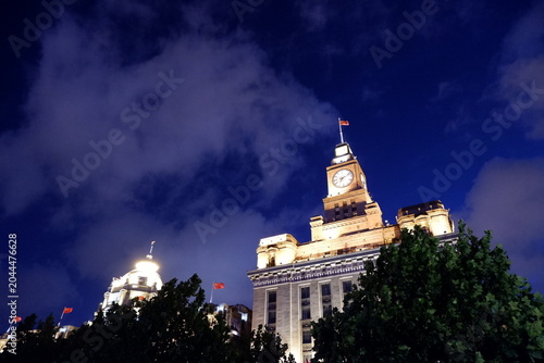 Canvas Print Historic Building Illuminated at Night on the Bund in Shanghai, China