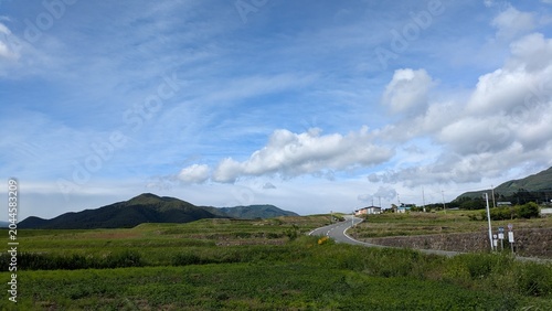 空へ続く道