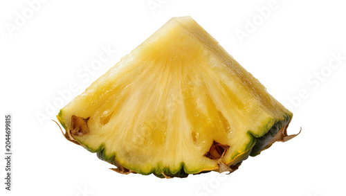 Billede på lærred Pineapple slice with green rind and yellow flesh