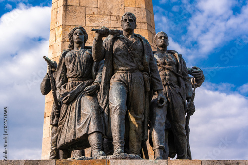 Bild auf Leinwand Close up of the bronze partisan sculpture group at the Freedom Monument on Iriski Venac, Serbia