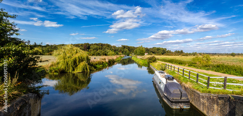 Schilderij op canvas River Lee with narrow boat at Hertford, Hertfordshire