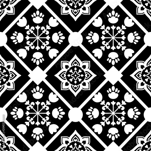 Elegant black and white seamless damask pattern. Classic victorian style motif for textile print, wallpaper background, and luxury fabric design. Symmetrical monochrome geometric ornament.
