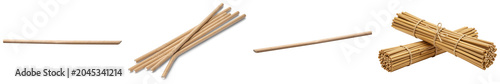 Photos Eco-friendly paper and bamboo drinking straws, isolated on a transparent background