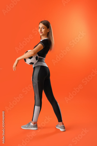 Beautiful young sporty woma...