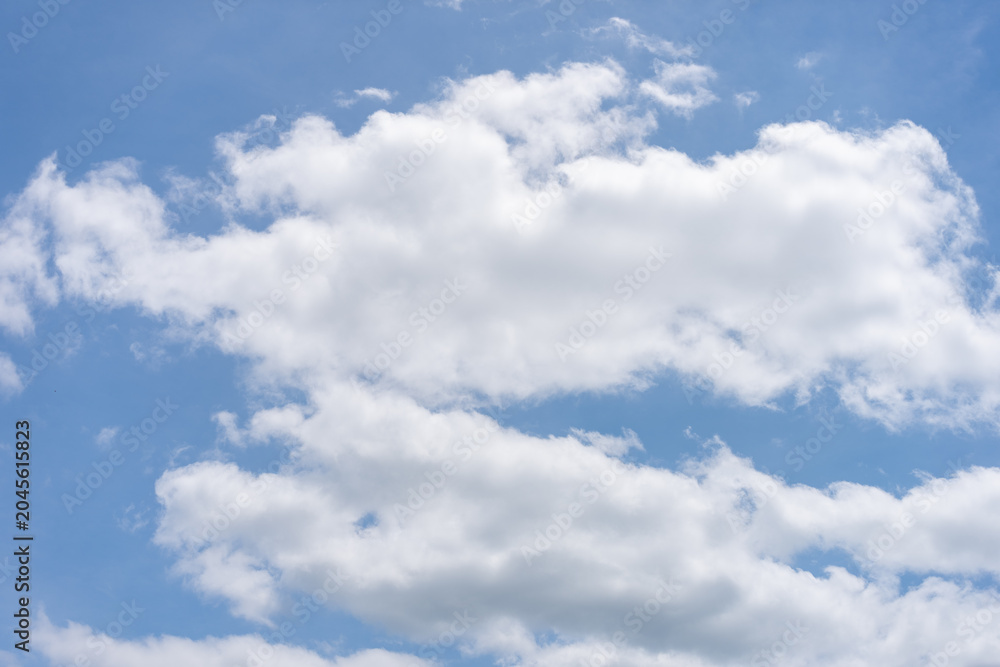 Fototapeta premium 晴れた日の綺麗な空 