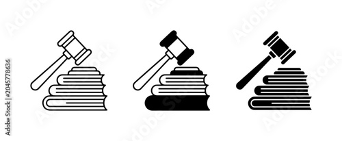 Foto Law Gavel and Books Icons, Legal Justice Symbols, Auction Hammer and Law Books