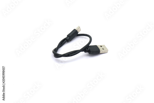 Fotografía Black USB cable for charging communication devices.