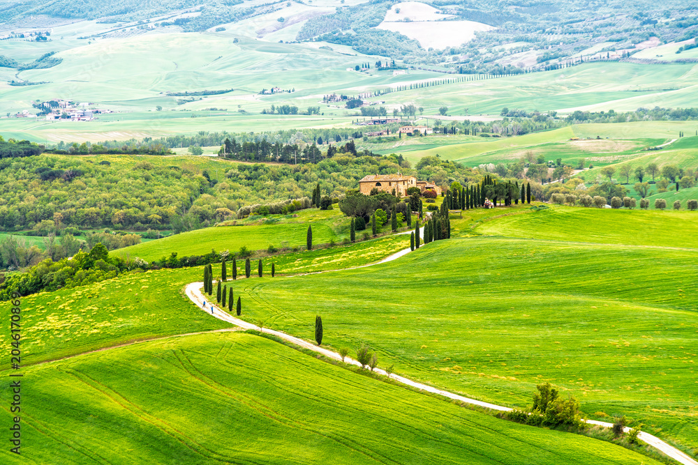 Obraz premium Gladiator Road view near Pienza Town of Italy