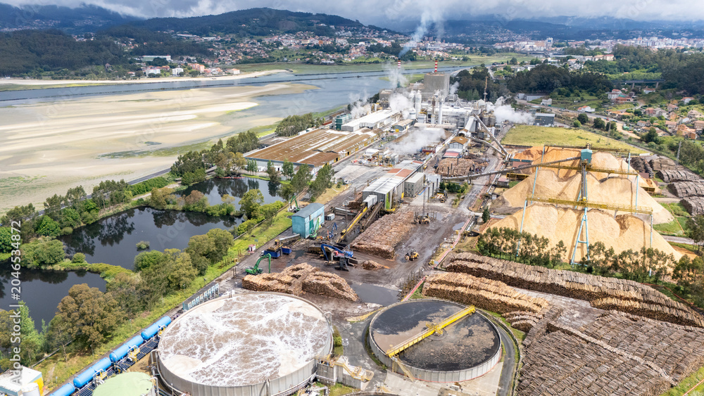 Fototapeta premium Ence pulp mill biofactory in pontevedra with raw materials
