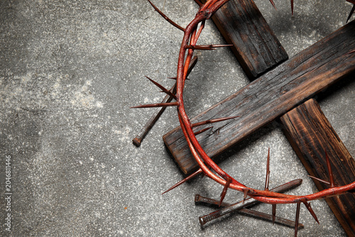 Wooden cross, crown of thor...