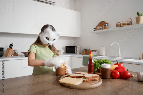 Quadrober girl in cat disgu...