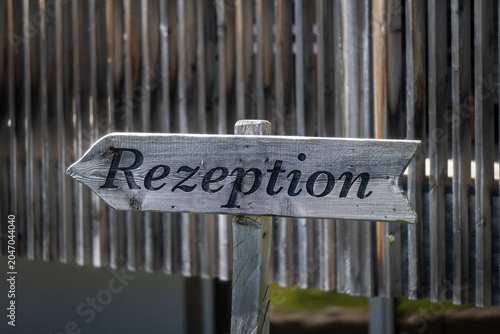 Symbolbild Rezeption, Hintergrund für die Touristikbranche