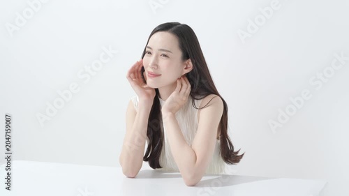 女性　スキンケア